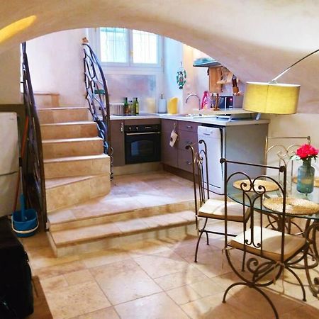 Appartement De Charme Au Coeur Du Vieil Antibes Kültér fotó