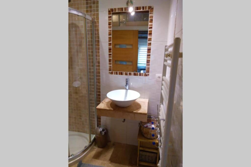 Appartement De Charme Au Coeur Du Vieil Antibes Kültér fotó